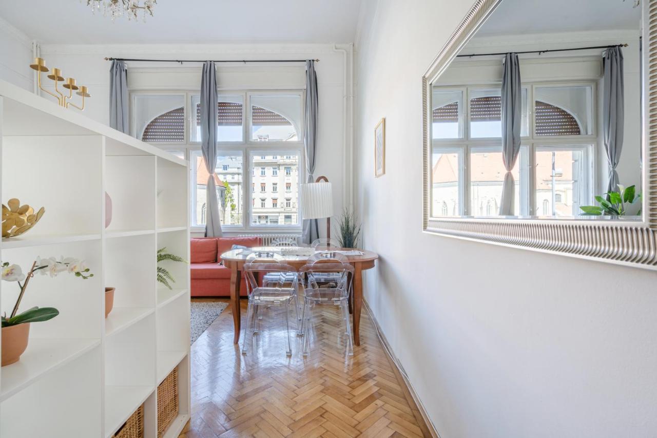 Apartament Vulcan Near Danube *